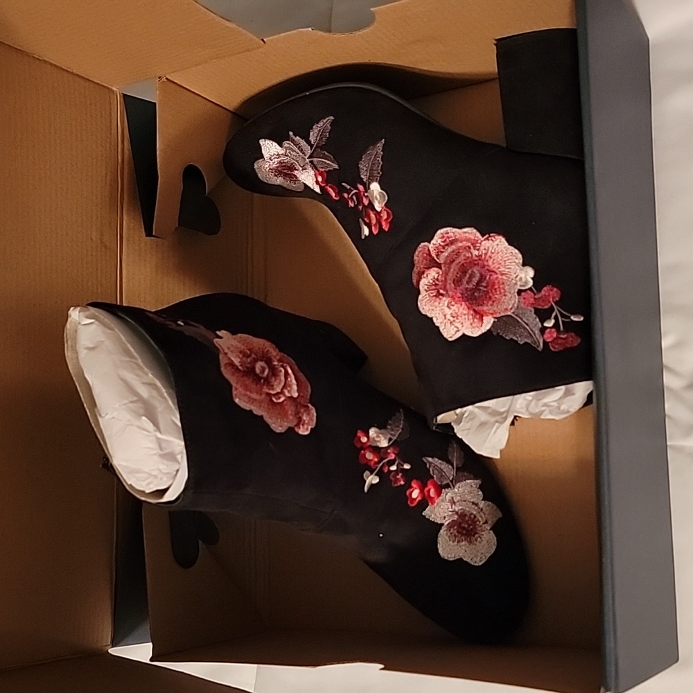 Womens booties
